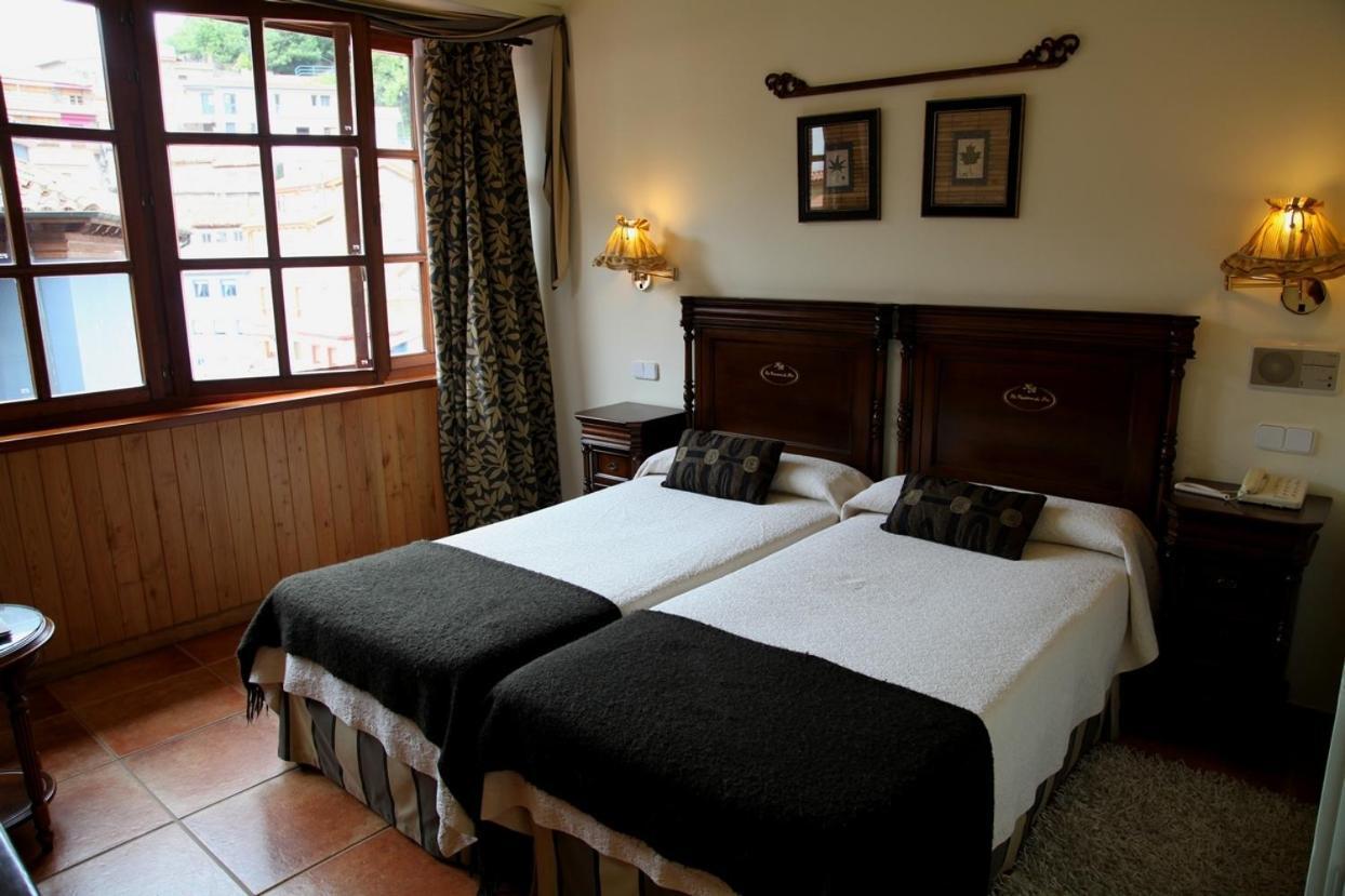 La Casona De Pio Hotel Cudillero Luaran gambar
